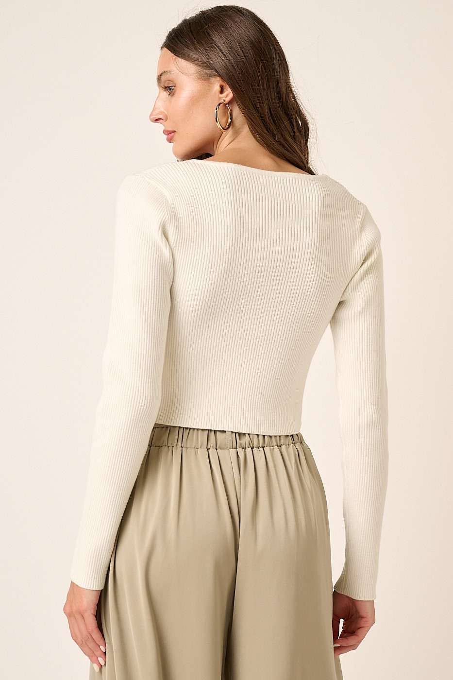 BUTTON FRONT CROP SWEATER